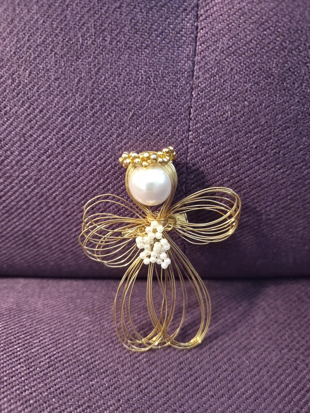 VTG Hand Assembles Wire Angle Gold-Tone Pearl Cluster Angel Brooch